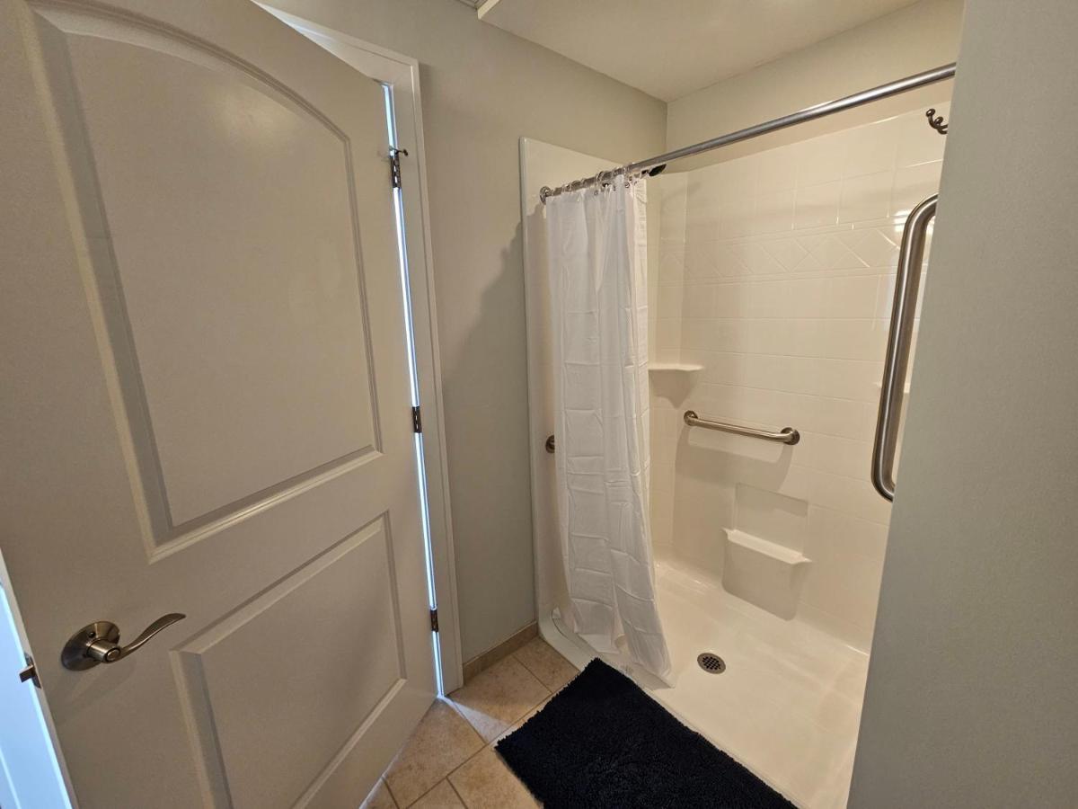 Gorgeous And Spacious Studio At The Historic Inman - 200 Champaign Exteriér fotografie
